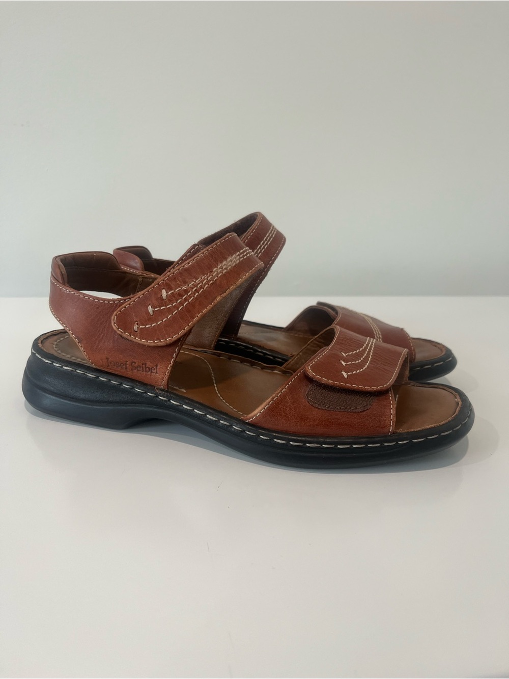 Josef Seibel Women's Brown Leather Contrast Stitch Comfort Walking Shoes - EU 40